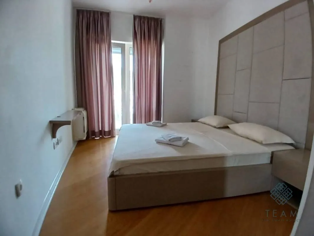 Prodaja, jednosoban stan, 65m², Centar, Budva