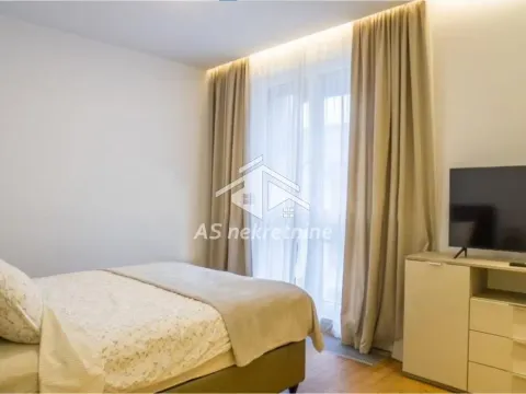 Rent, apartment, 188m², Kalenić Pijaca, Vračar Sve Podlokacije - image 11
