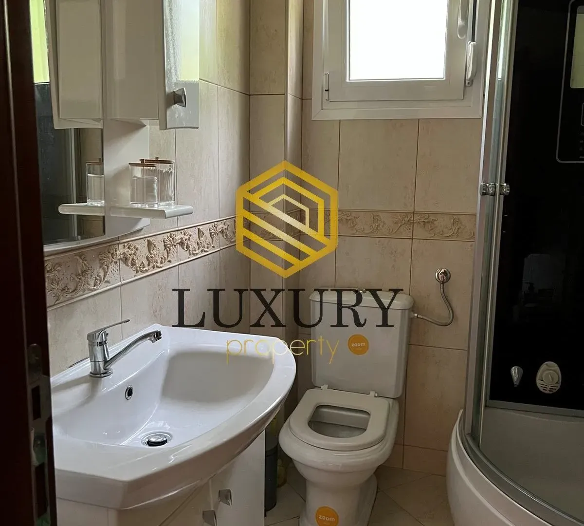 Izdavanje, kuća, 90m², Barutana, Podgorica
