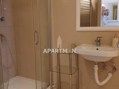 Prodaja, trosoban stan, 68m², Stari Grad, Beograd - image 9