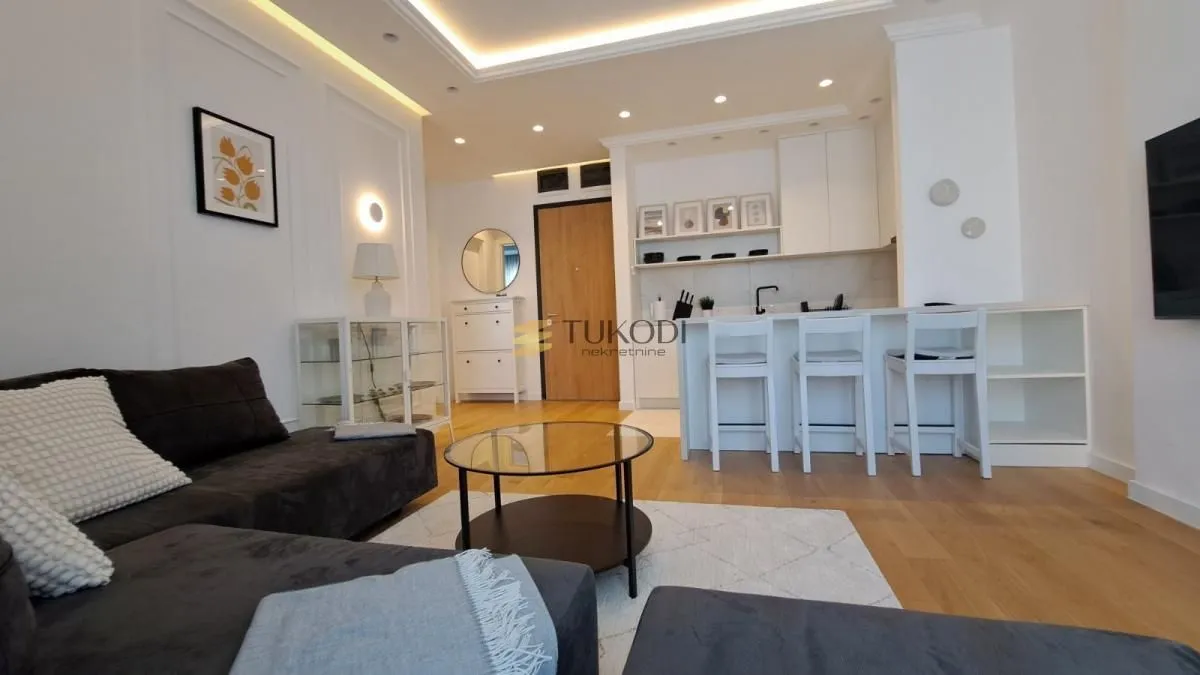 Izdavanje, dvosoban stan, 63m², Tošin bunar, Novi Beograd Sve Podlokacije