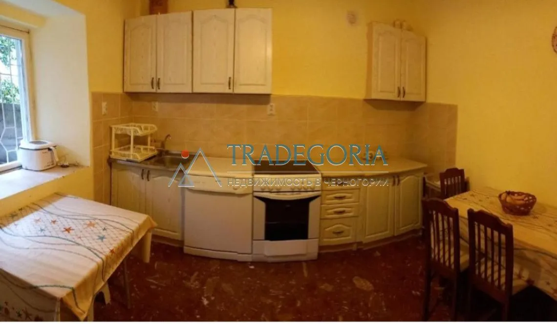 Prodaja, kuća, 300m², Koštanjica, Bar