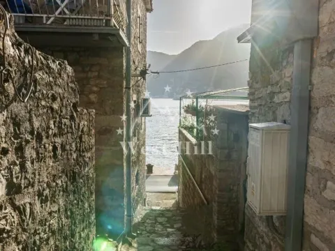 Sale, house, 146m², Lepetani, Tivat - image 12