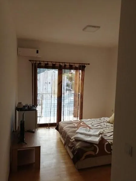 Sale, four bedroom apartment, 200m², Petrovac, Budva