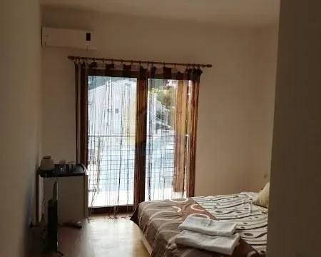 Prodaja, četvorosoban stan, 200m², Petrovac, Budva - image 6