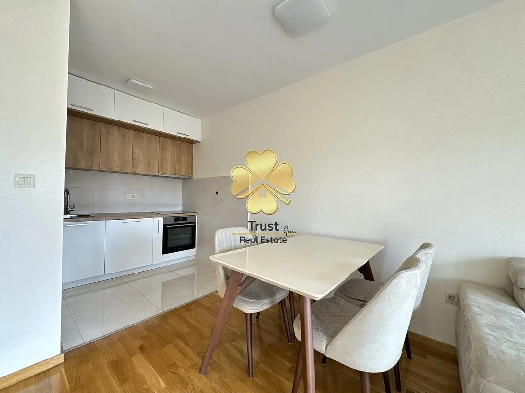 Rent, three bedroom apartment, 85m², City Kej, Podgorica