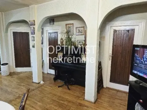 Prodaja, trosoban stan, 64m², Karaburma, Palilula Sve Podlokacije - image 4