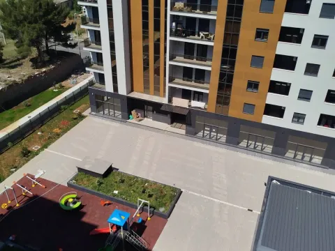 Izdavanje, jednosoban stan, 43m², Stari Aerodrom, Podgorica - image 9