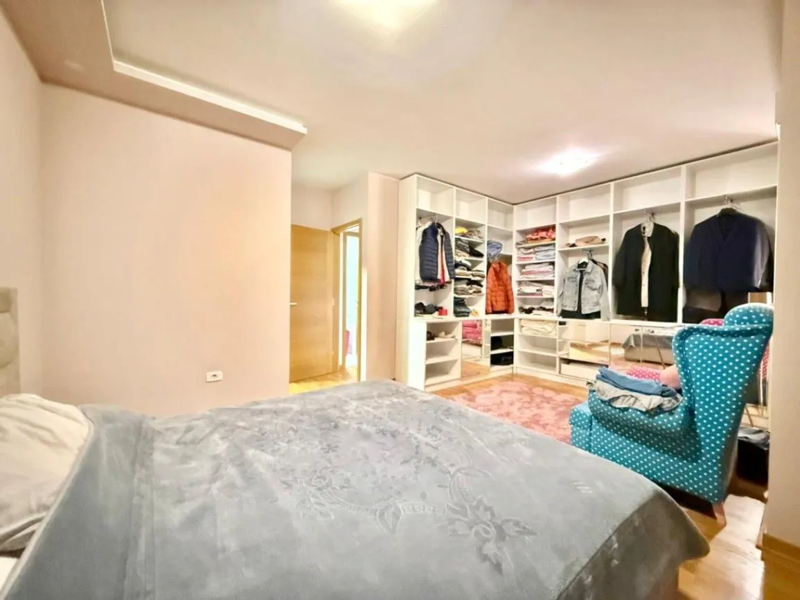 Sale, two bedroom apartment, 178m², City Kvart, Podgorica