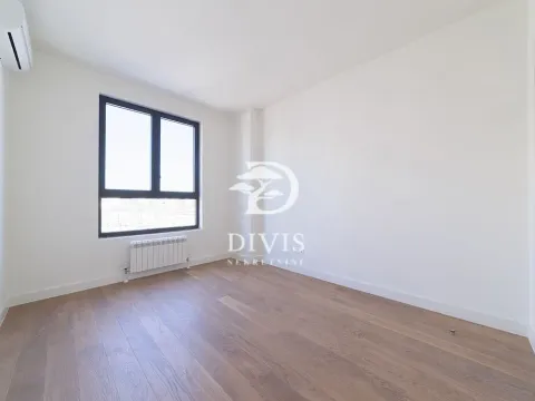 Prodaja, četvorosoban stan, 111m², Savski Venac, Beograd - image 16