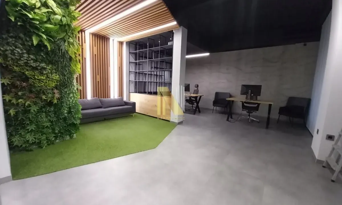 Prodaja, poslovni prostor, 288m², Grbavica, Novi Sad Sve Podlokacije