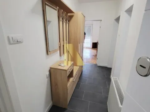 Izdavanje, trosoban stan, 71m², Veternik, Novi Sad Sve Podlokacije - image 3