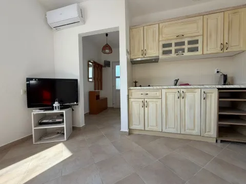 Prodaja, kuća, 168m², Sutomore, Bar - image 17