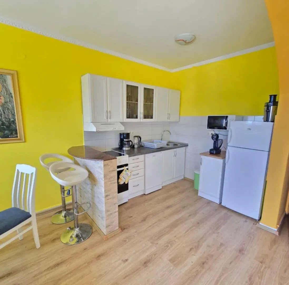 Rent, one bedroom apartment, 50m², Centar, Tivat