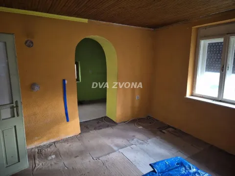 Prodaja, kuća, 72m², Bečej, Novi Sad - image 1