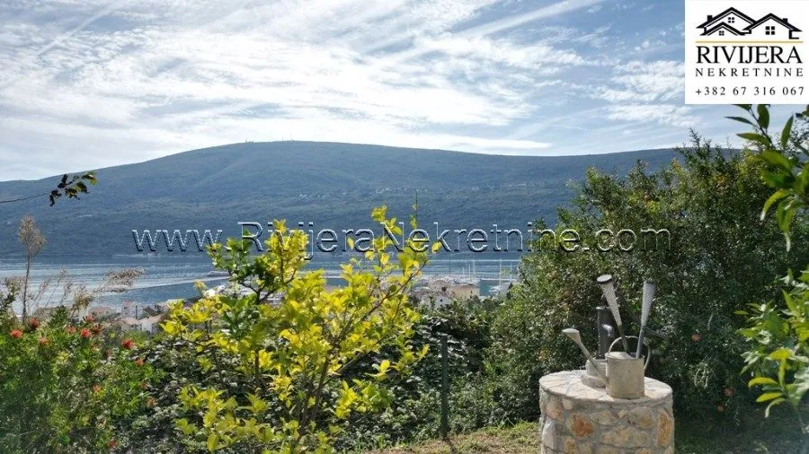 Prodaja, kuća, 106m², Đenovići, Herceg Novi