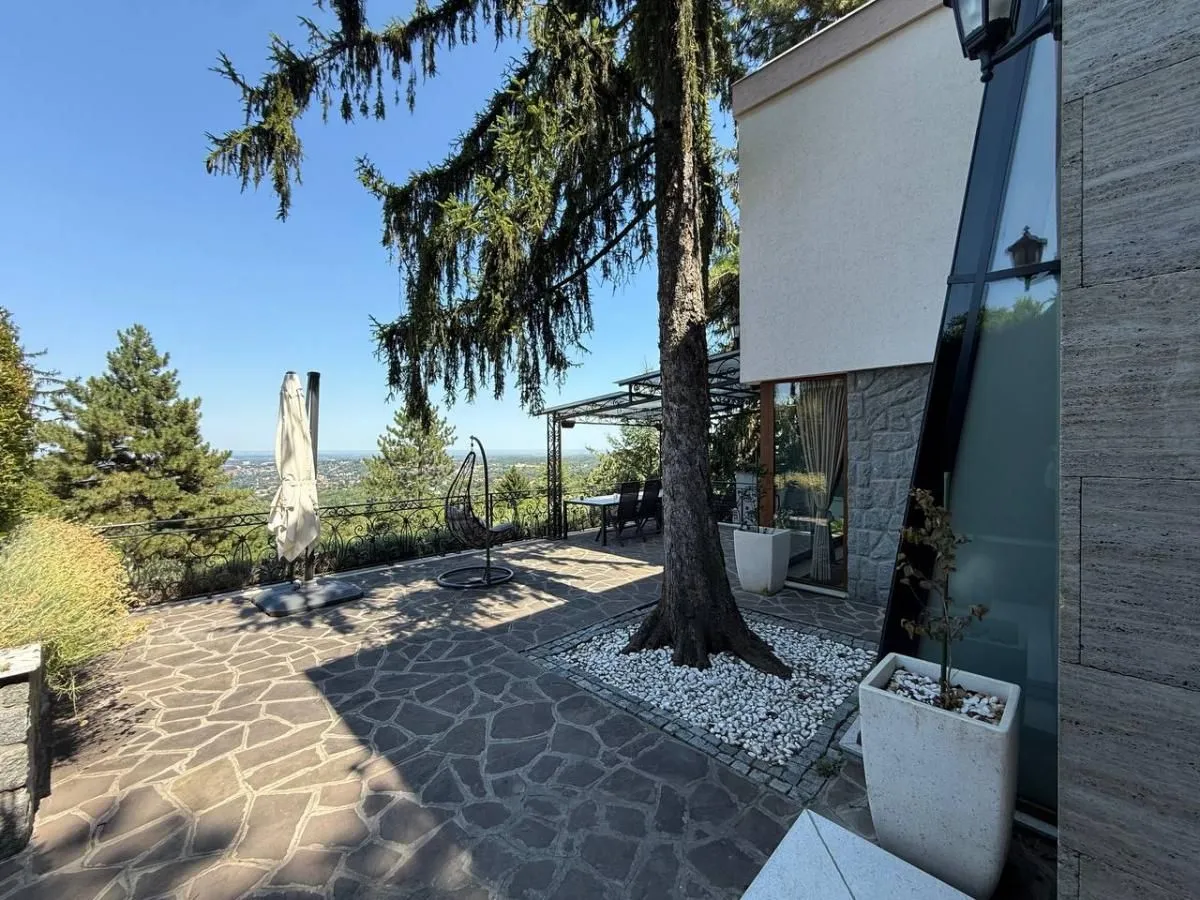 Prodaja, kuća, 318m², Petrovaradin, Novi Sad