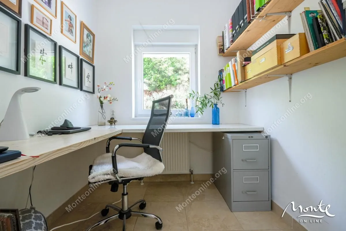 Sale, house, 177m², Krimovica, Kotor