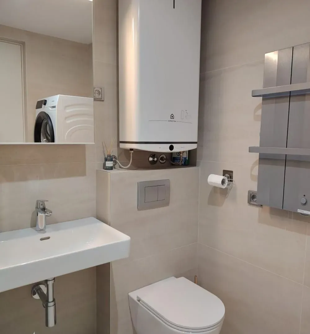 Prodaja, jednosoban stan, 33m², Novi Beograd Blok 65, Novi Beograd Sve Podlokacije
