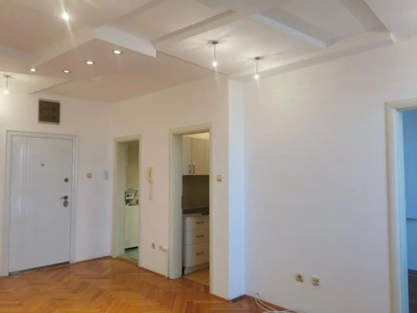 Sale, office space, 46m², Grbavica, Novi Sad Sve Podlokacije