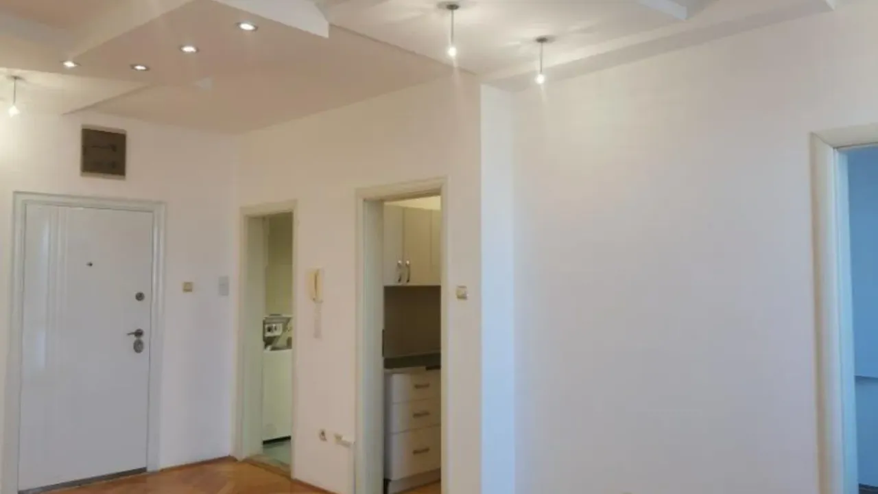 Sale, office space, 46m², Grbavica, Novi Sad Sve Podlokacije