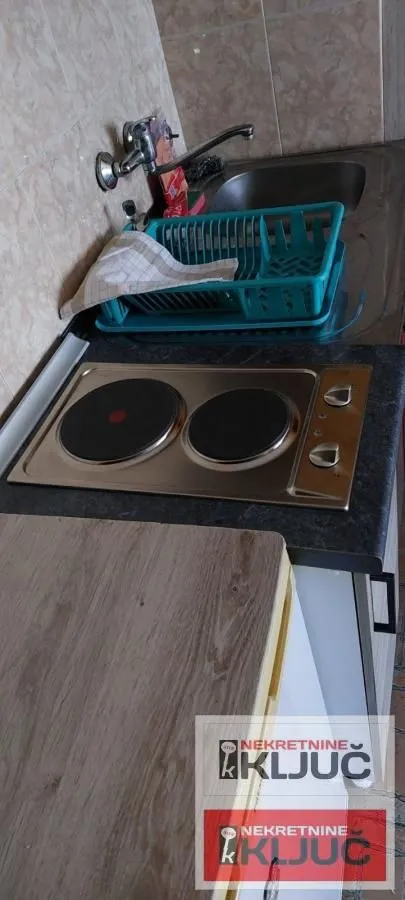 Izdavanje, garsonjera, 20m², Centar, Novi Sad