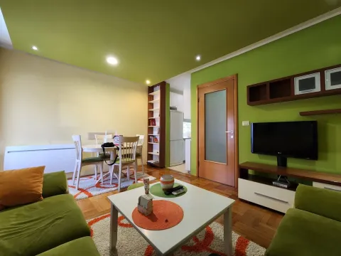 Sale, two bedroom apartment, 63m², Stari Aerodrom, Podgorica - image 1