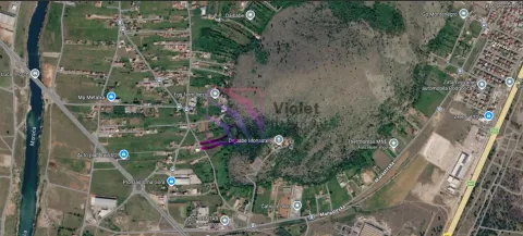 Satelitski snimak lokacije sa ucrtanim granicama parcele. - image 2