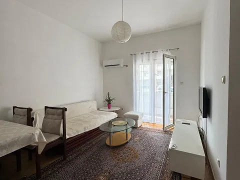 Rent, one bedroom apartment, 45m², Rozino, Budva - image 1