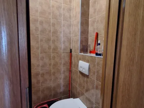 Izdavanje, trosoban stan, 78m², Crveni Krst, Beograd - image 17