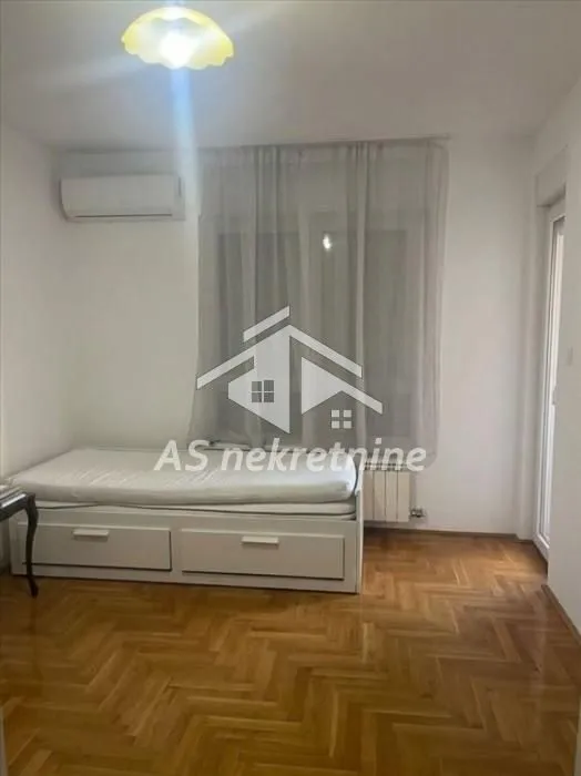 Rent, two bedroom apartment, 52m², Đeram Pijaca, Beograd
