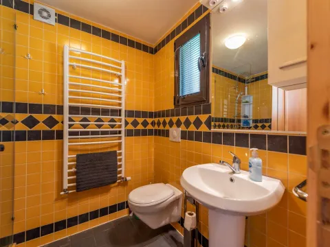 Sale, house, 550m², Podgorica, Crna Gora - image 33