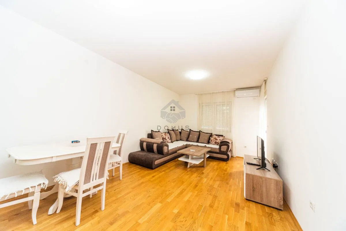Rent, one bedroom apartment, 48m², Stari Aerodrom, Podgorica