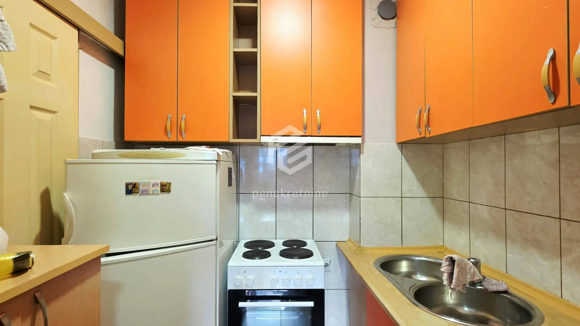 Rent, two bedroom apartment, 43m², Stari Aerodrom, Podgorica