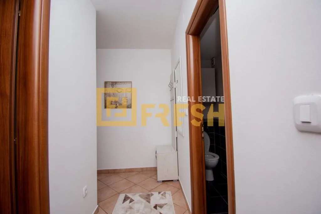 Izdavanje, jednosoban stan, 46m², Tuški Put, Podgorica