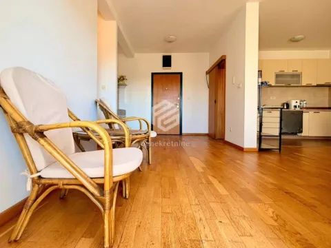 Izdavanje, trosoban stan, 95m², Zagorič, Podgorica - image 3