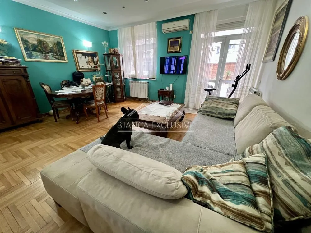 Prodaja, trosoban stan, 111m², Crveni Krst, Beograd