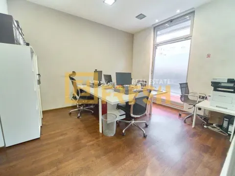 Rent, office space, 160m², City Kvart, Podgorica - image 2