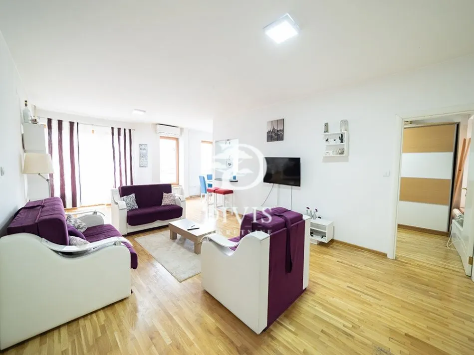 Sale, three bedroom apartment, 78m², Južni Bulevar, Vračar Sve Podlokacije