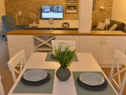 Izdavanje, dvosoban stan, 100m², Seljanovo, Tivat - image 2