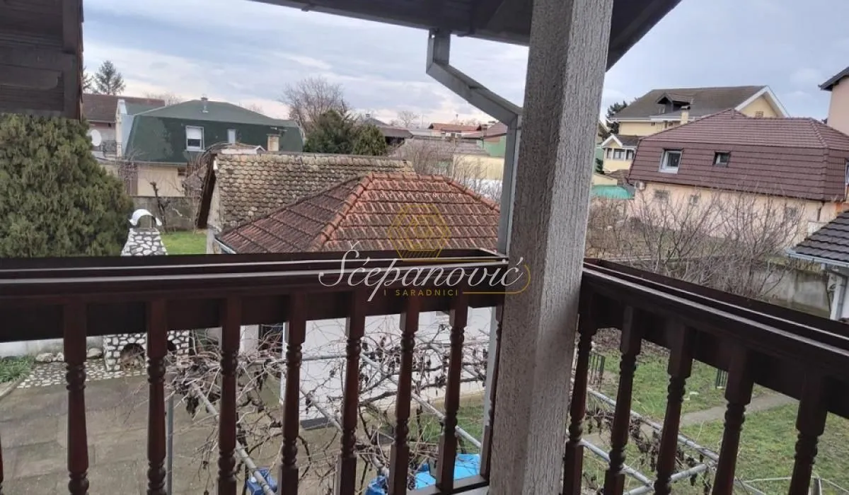 Sale, house, 360m², Veternik, Novi Sad Sve Podlokacije