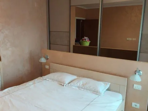 Izdavanje, dvosoban stan, 88m², City Kvart, Podgorica - image 13