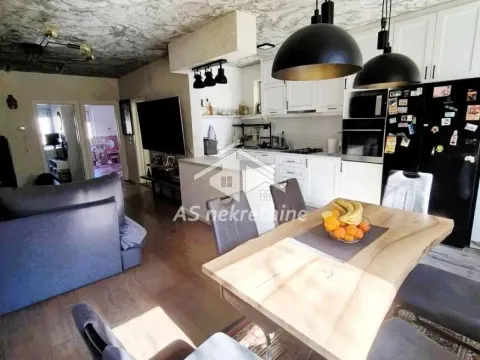 Izdavanje, četvorosoban stan, 100m², Autokomanda, Voždovac Sve Podlokacije - image 2