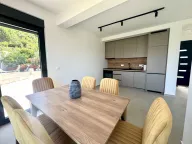 Rent, two bedroom apartment, 86m², Kava, Tivat - image 5