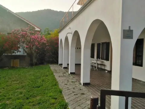 Prodaja, ugostiteljski objekat, 480m², Petrovac, Budva - image 2