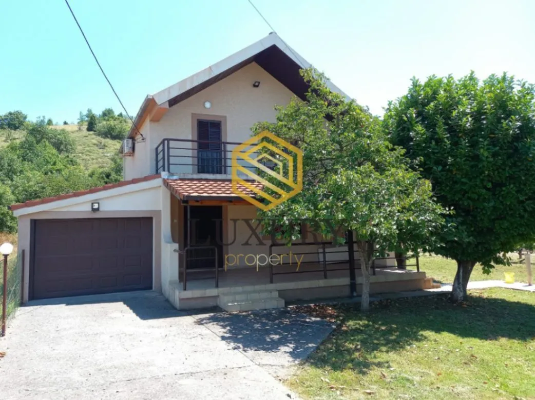 Prodaja, kuća, 145m², Tuzi, Podgorica