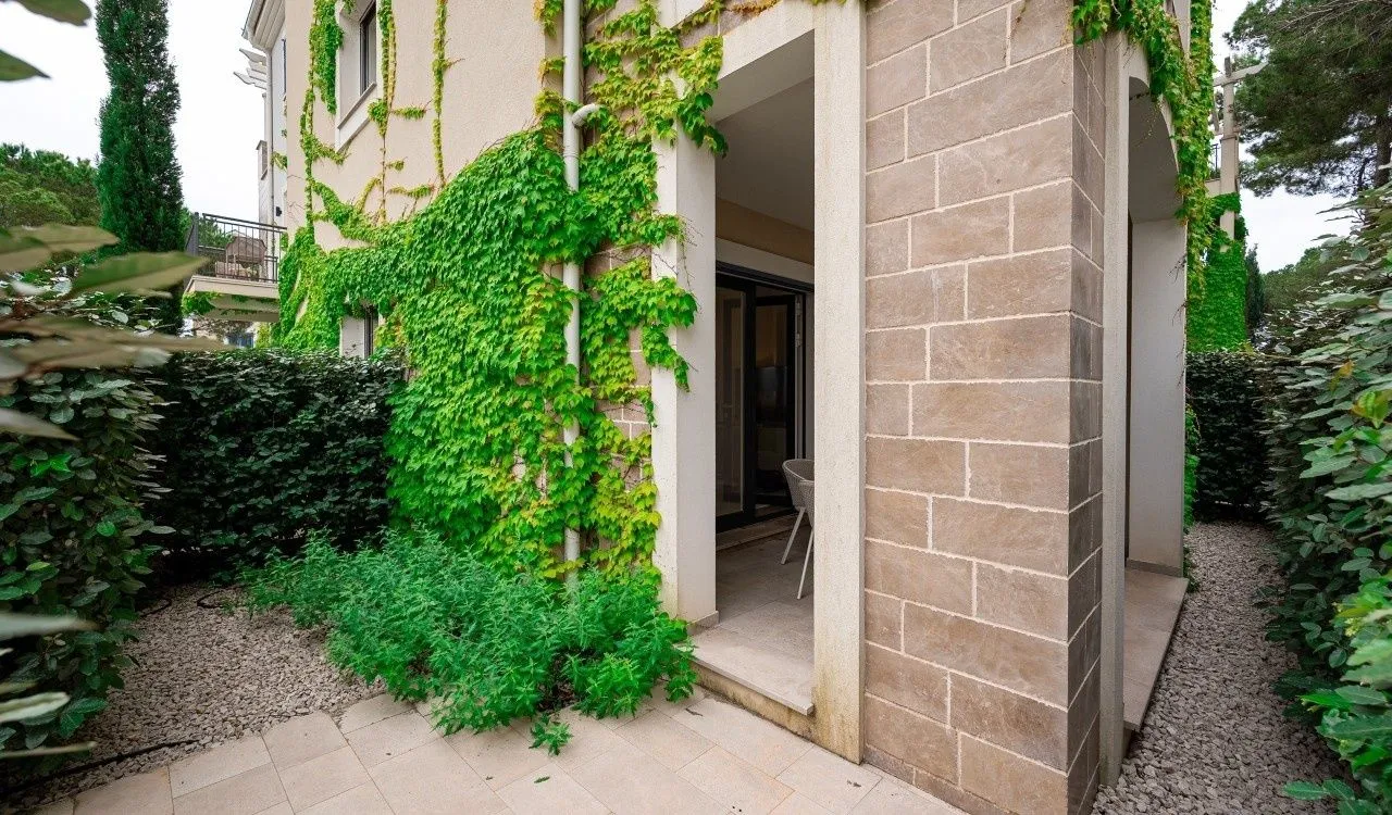 Prodaja, jednosoban stan, 87m², Luštica Bay, Tivat