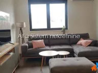 Izdavanje, četvorosoban stan, 89m², Južni Bulevar, Vračar Sve Podlokacije - image 8