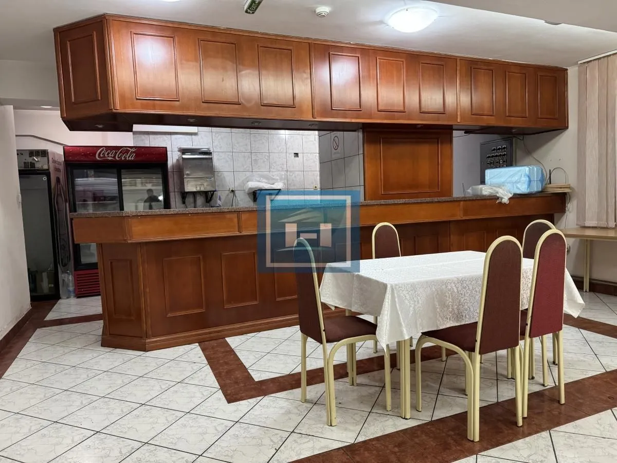 Prodaja, ugostiteljski objekat, 1560m², Despotovac, Srbija