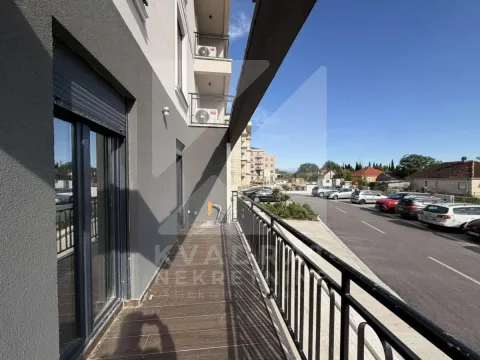 Izdavanje, jednosoban stan, 48m², Tološi, Podgorica - image 4